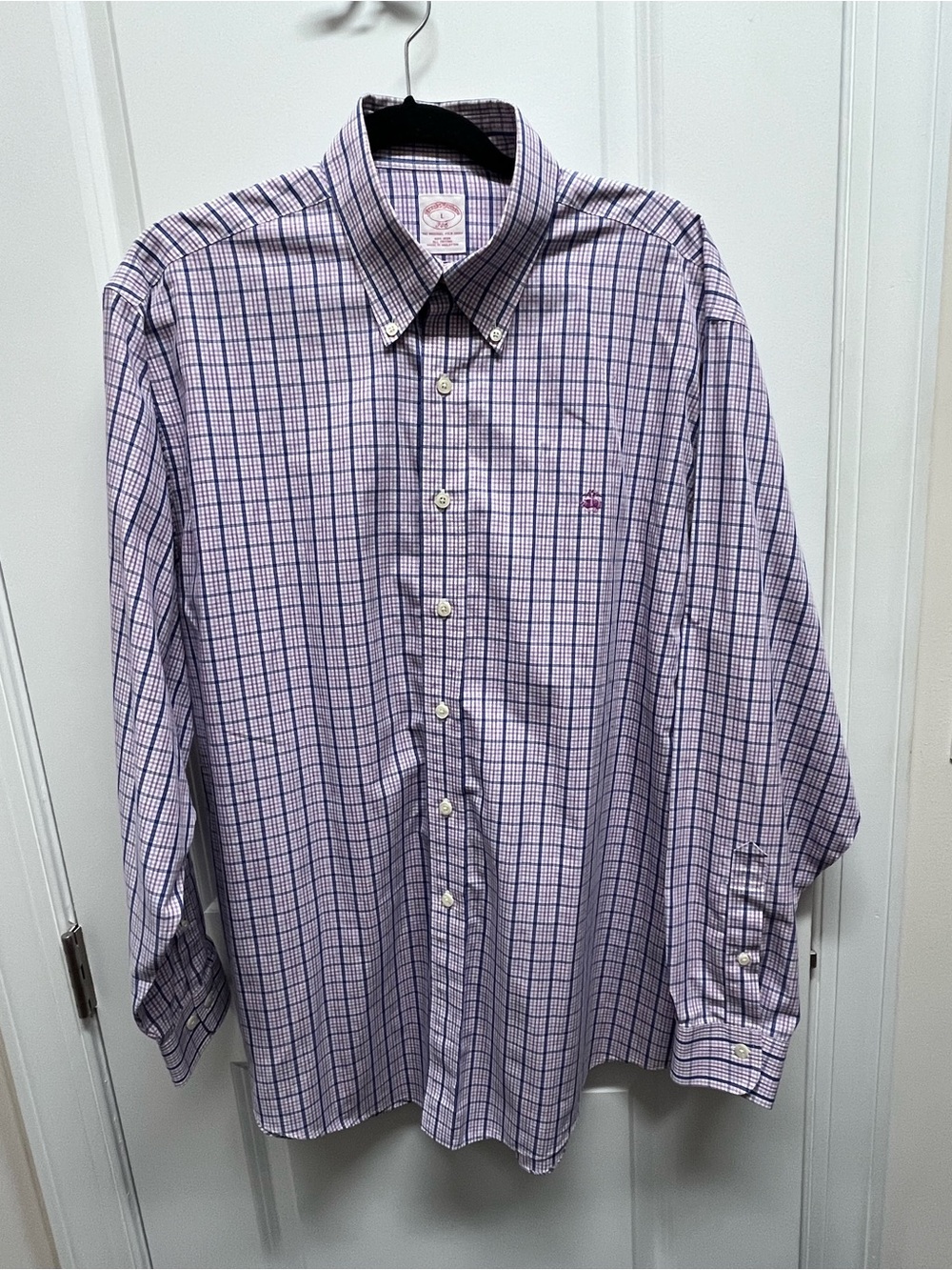 Brooks Brothers 346 Men Large Non-Iron Plaid Button Down Shirt Purple Blue White